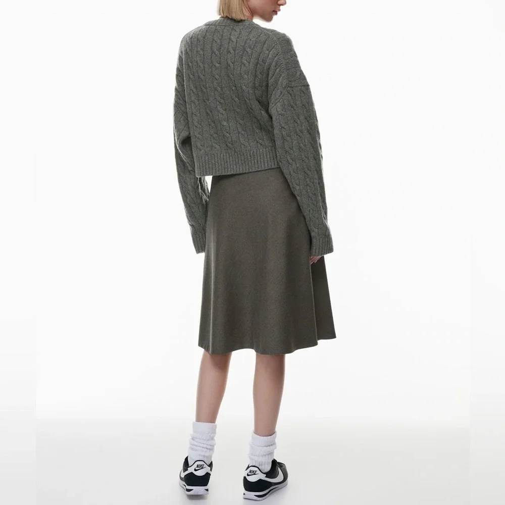 Aritzia Sunday Best Chiquita Skirt